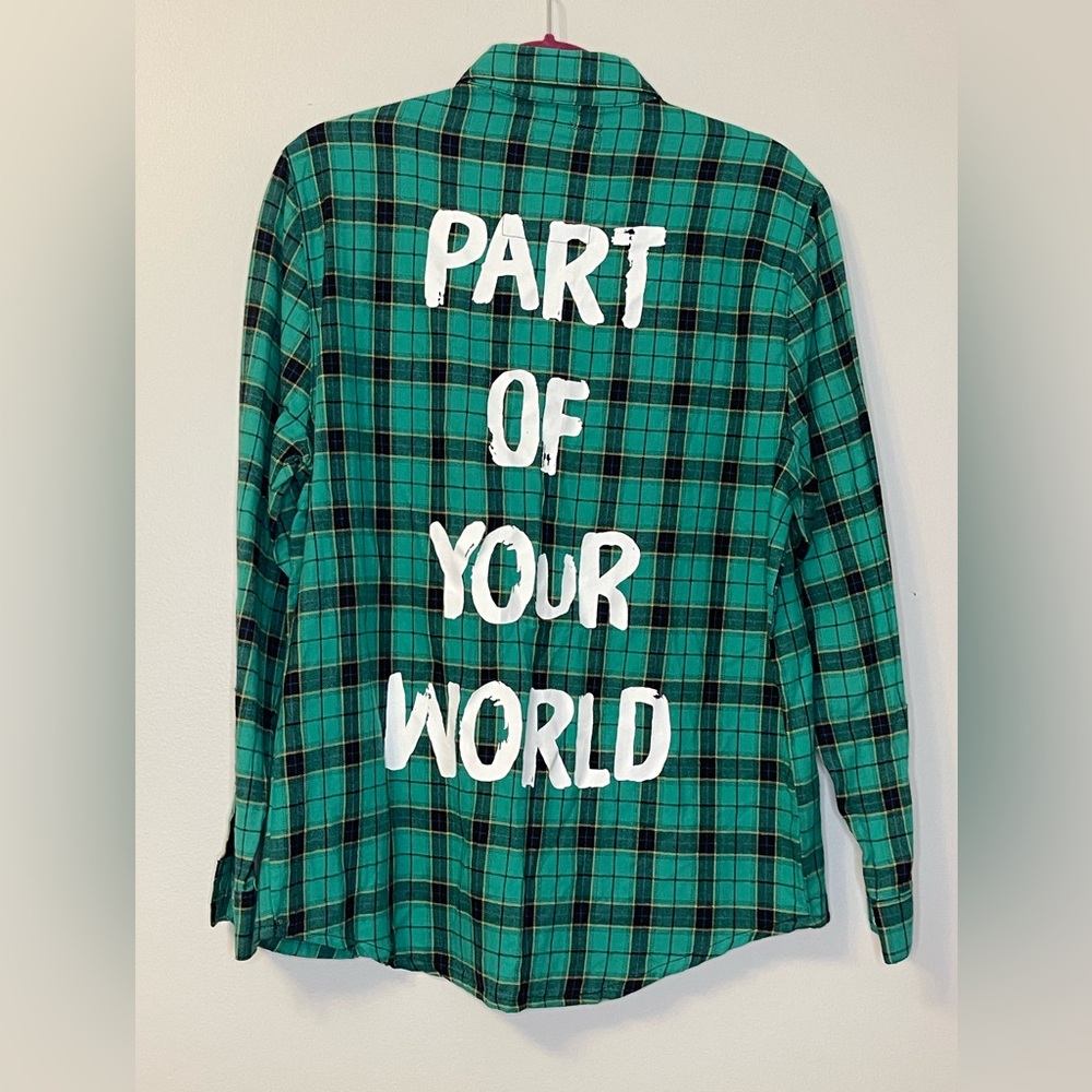 Ariel Part of your world flannel